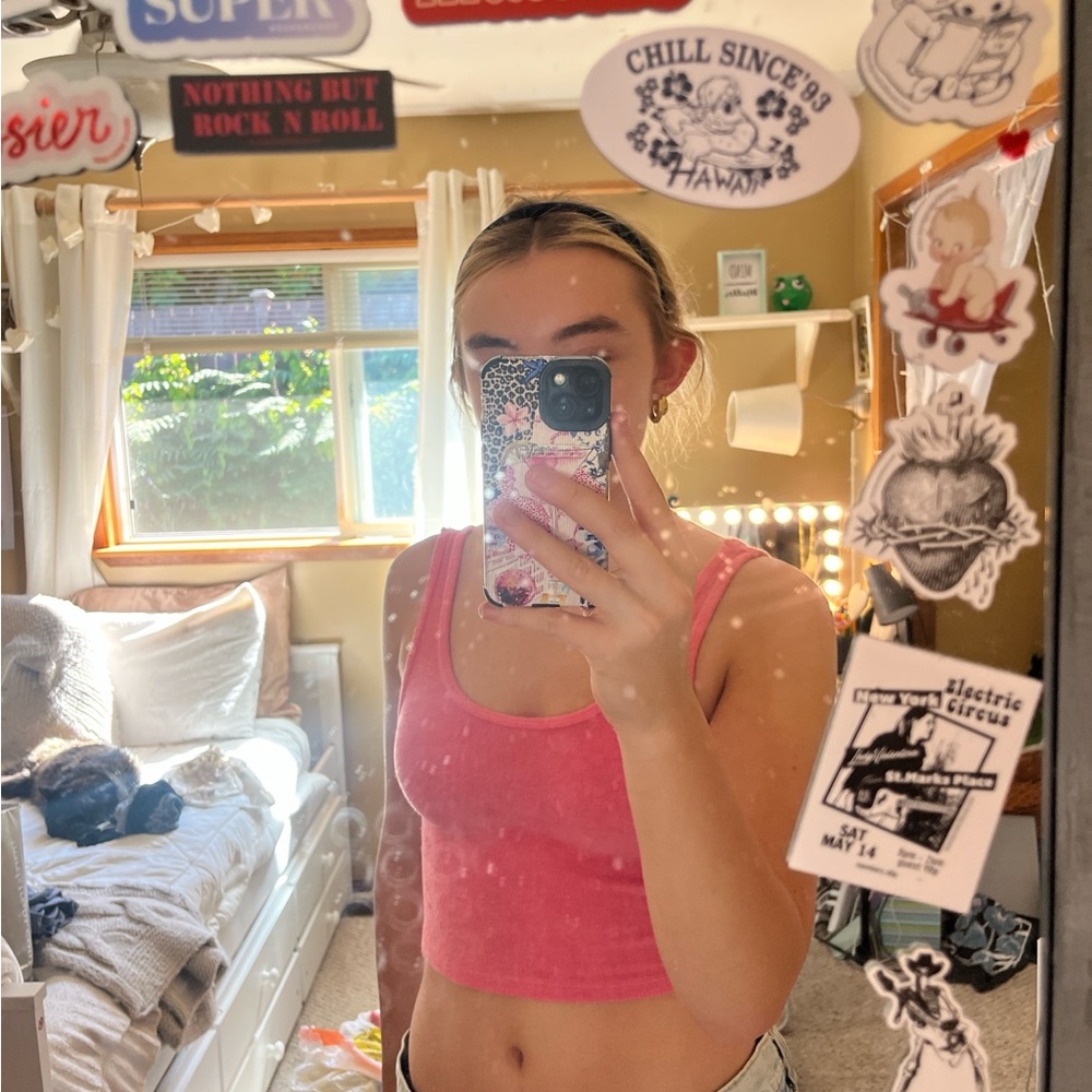 hot pink hollister tank